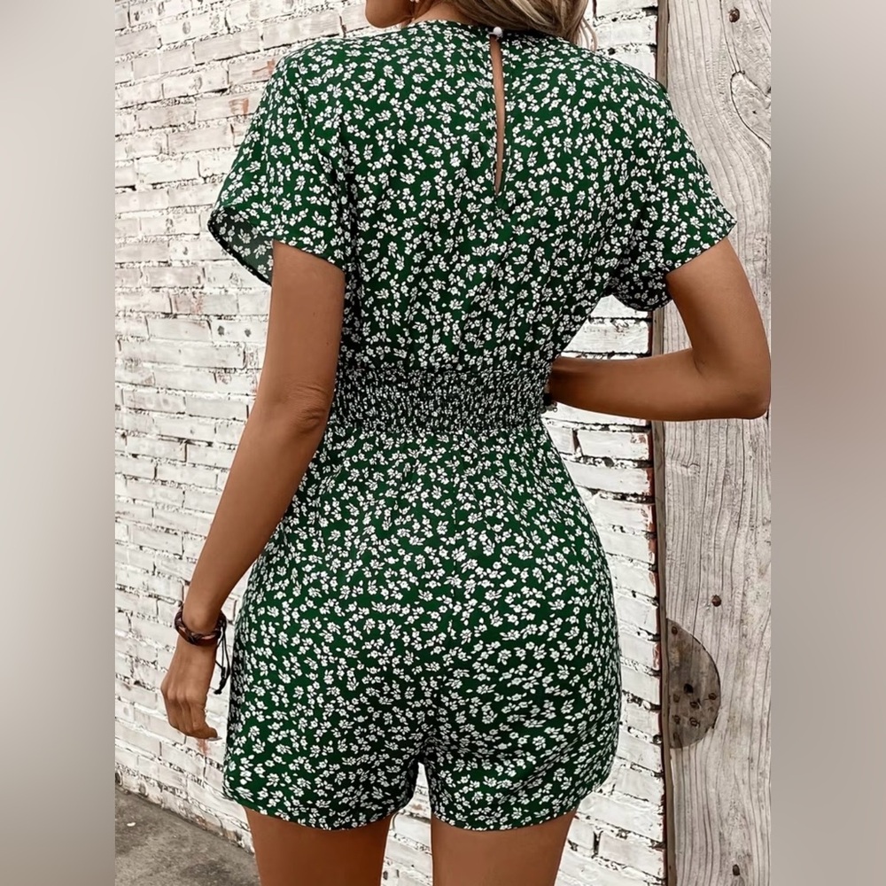 Women’s Floral Romper Deep V-Neck Mid-Waist Flared Green Floral Lightweight - Picture 2 of 6